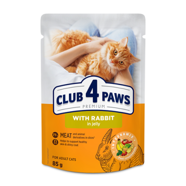 CLUB 4 PAWS PREMIUM "SU TRIUŠIENA DREBUČIUOSE". PILNAVERTIS DRĖGNI PAŠARAI SUAUGUSIOMS KATĖMS
